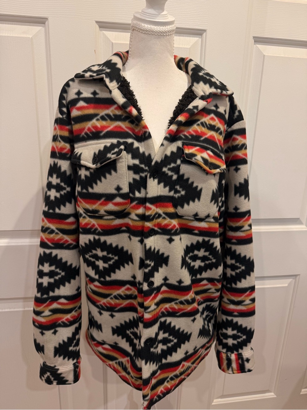 Original Deluxe Supply Southwestern Sherpa Lined Fleece Shacket Jacket M - Picture 7 of 10